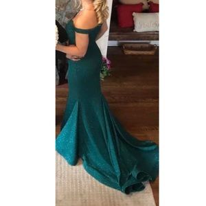 Jovani Emerald green sparkly prom dress